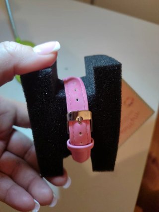 Reloj Hello Kitty Corazón Rosa y Plateado