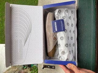 Zuecos Birkenstock Beige/Gris Nuevos