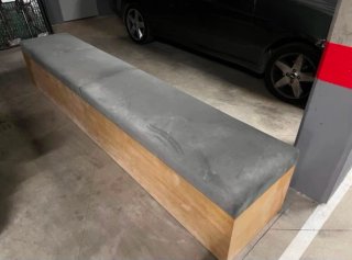 Banco largo acolchado madera