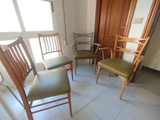 Conjunto 4 Sillas Madera y Tela