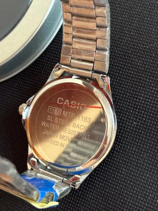 Relógio Casio Quartz Masculino Prata