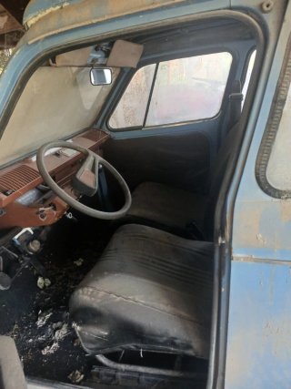Citroën  32CV un motor de 2  cilindros opuestos