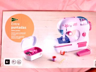 Máquina de coser infantil Craft Lovers.