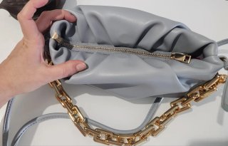 Borsa LABEL ROSE con tracolla e catena MAI USATA