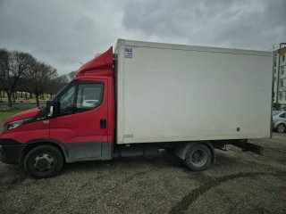 Camion iveco daily frigorifico