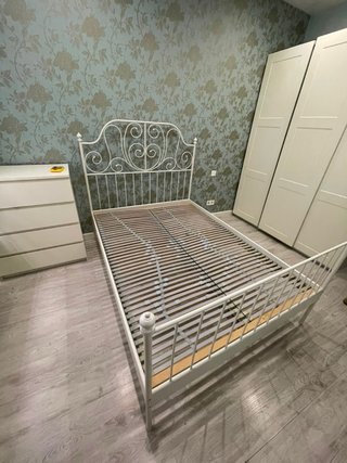 Cama metálica 135 cm + somier láminas y cabecero