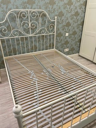 Cama metálica 135 cm + somier láminas y cabecero
