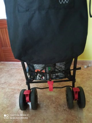 Carrito Maclaren XT con plástico de lluvia