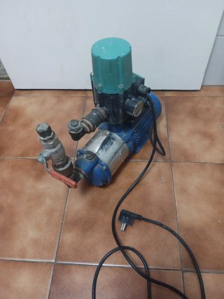 Bomba presión de agua.Envío disponible.