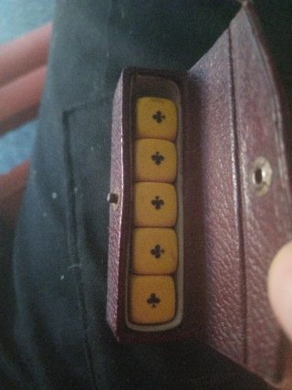 Dados vintage con estuche