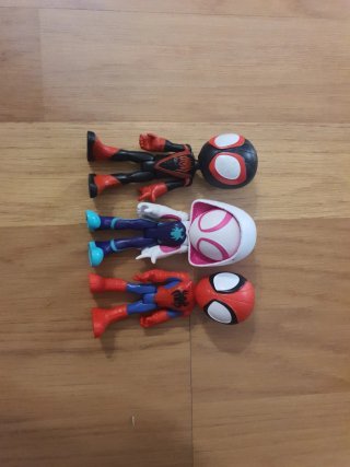 Muñecos Spidey