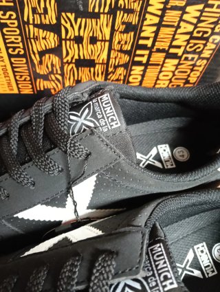 Zapatillas Munich Hombre Talla 43 Negras