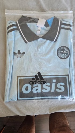 Camiseta Adidas x Oasis Live '25