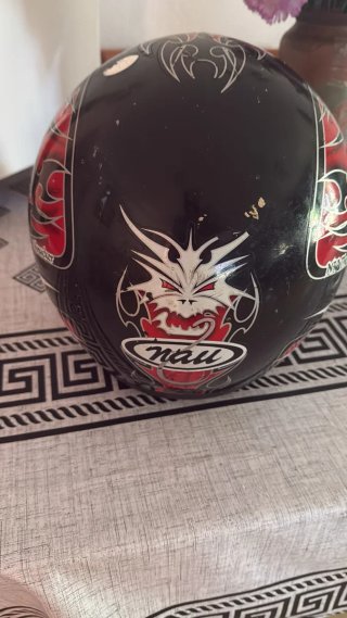 Casco de moto Nau con visera