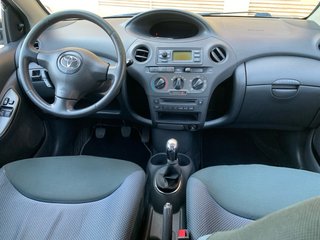 Toyota Yaris 2005