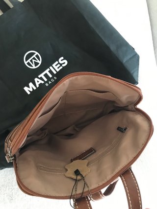 Mochila bolso Matties a estrenar, color cuero
