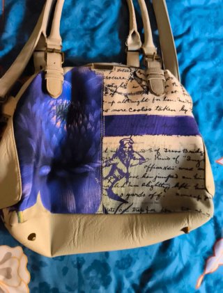 Bolso Desigual floral beige y morado