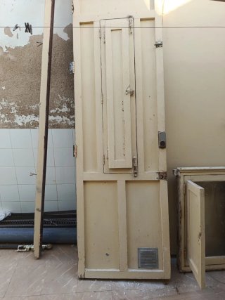 Puerta y ventana antigua