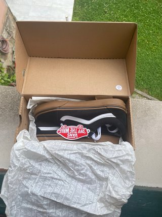 Zapatillas Vans Old Skool Negras y Marrones