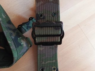 Correaje de camuflaje militar