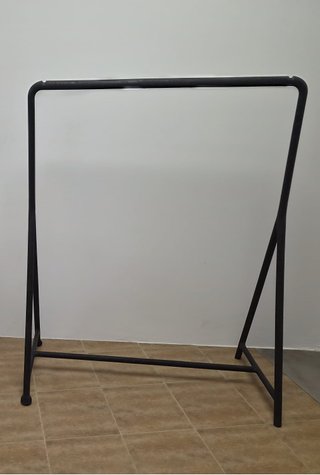 Perchero plastico negro