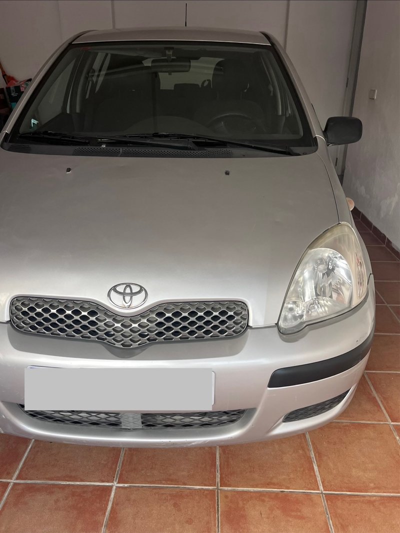 Toyota Yaris 2003 - foto 1