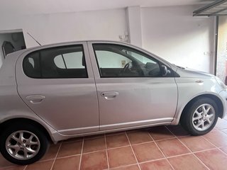 Toyota Yaris 2003