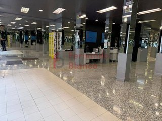 Local comercial en alquiler en Indautxu en Bilbao