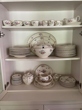 Servicio de mesa de porcelana Clarice Cliff