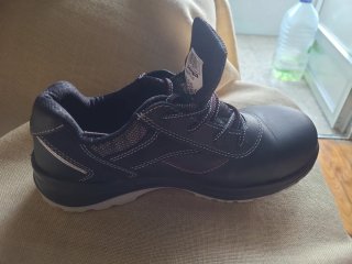 Zapatos de trabajo negros