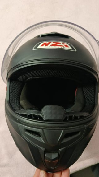 Casco de moto NZI negro