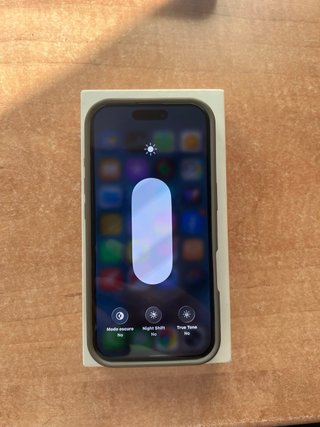 iPhone 16 Pro Negro/Plateado
