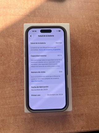 iPhone 16 Pro Negro/Plateado