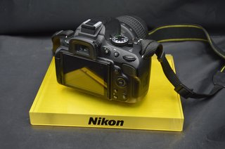 Nikon D5100 12.6MP + Objetivo 18-55 VR