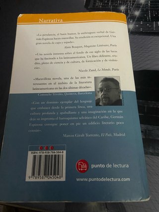 La tejedora de coronas