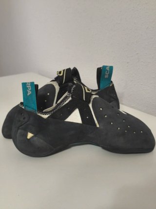 Pies de gato Scarpa LV talla 39.5