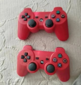 PlayStation 3 SuperSlim Rossa + Controller + Cavi