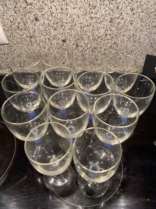 11 Copas de vino/agua con detalles azules