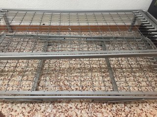 2 Bases de Cama Metálicas (En total 4)