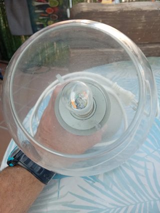 Lamparita sobremesa cristal y metal, regulable