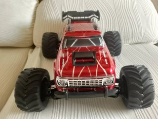 Coche RC MJX La Bestia 1/10 Monster Truck