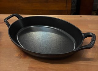 Molde Pan Hierro Fundido Staub Negro
