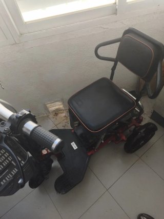 Triciclo eléctrico para discapacidad
