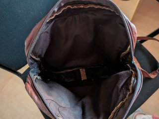 Bolso de cuero tejido marrón