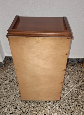 Mesita auxiliar madera antigua