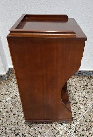 Mesita auxiliar madera antigua