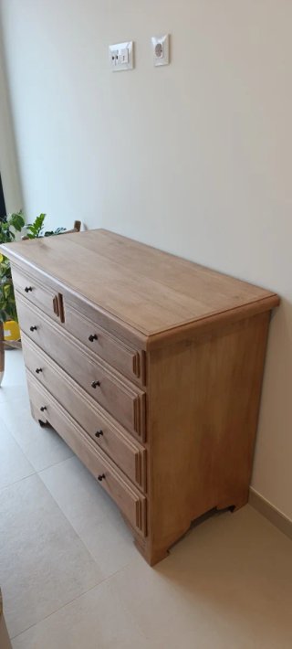 Cómoda de haya maciza