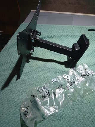 Soporte Brazo TV 43