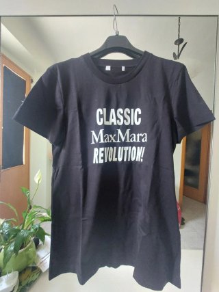MaxMara T-shirt Classic Revolution