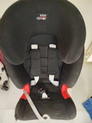 Silla de coche Britax Römer negra con isofix